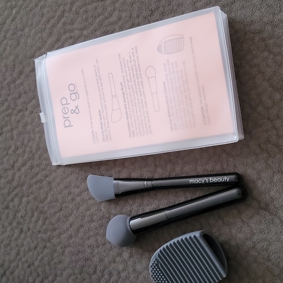 Prep n Go Macys Makeup Set Cosmetics Kit Makeup Brushes - Picture 2 of 5